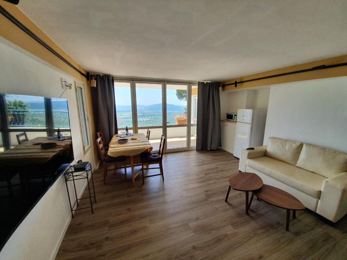 Switzerland In Amirim Villa Eksteriør bilde