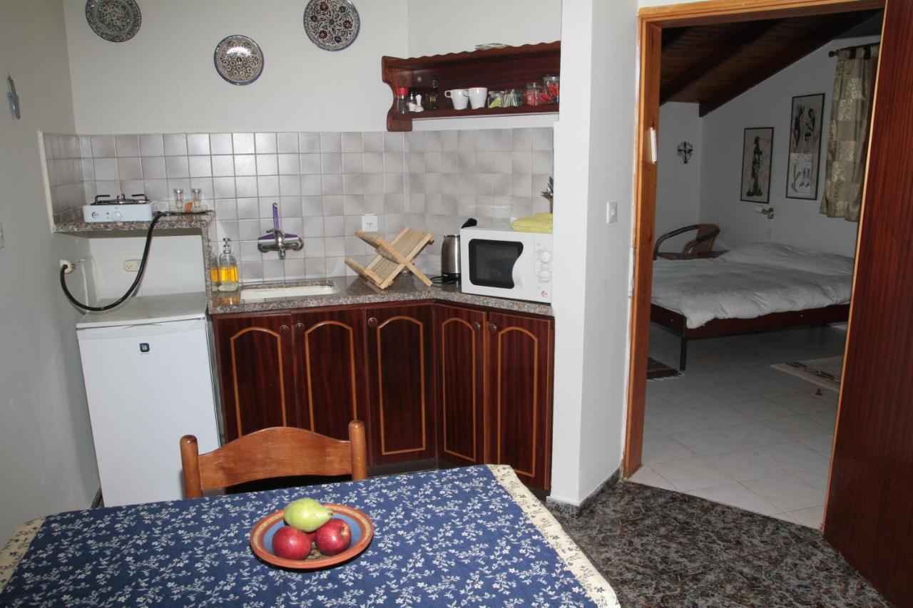 Switzerland In Amirim Villa Eksteriør bilde