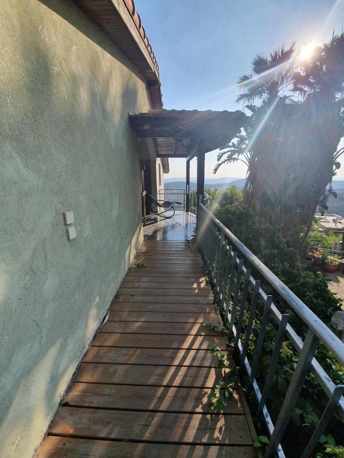 Switzerland In Amirim Villa Eksteriør bilde